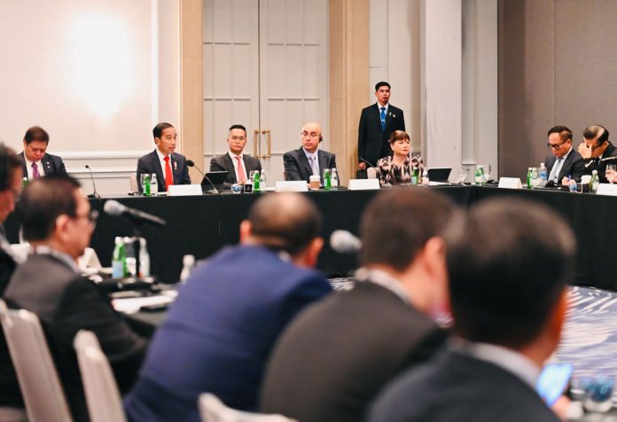 Jokowi Sambut Baik Terbentuknya ASEAN Caucus dalam APEC Business Advisory Council