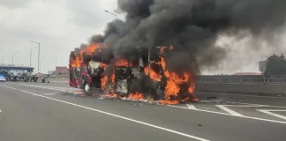 Bus Pariwisata yang Angkut 58 Anak TK Terbakar di Tol Wiyoto Wiyono