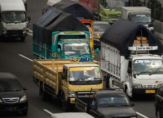 Menyambut Libur Nataru, Truk Dilarang Masuk Tol Mulai 21 Desember