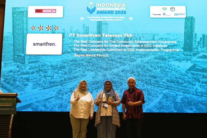Smartfren Berhasil Raih 3 Penghargaan dalam Ajang Indonesia Sustainability Award 2025