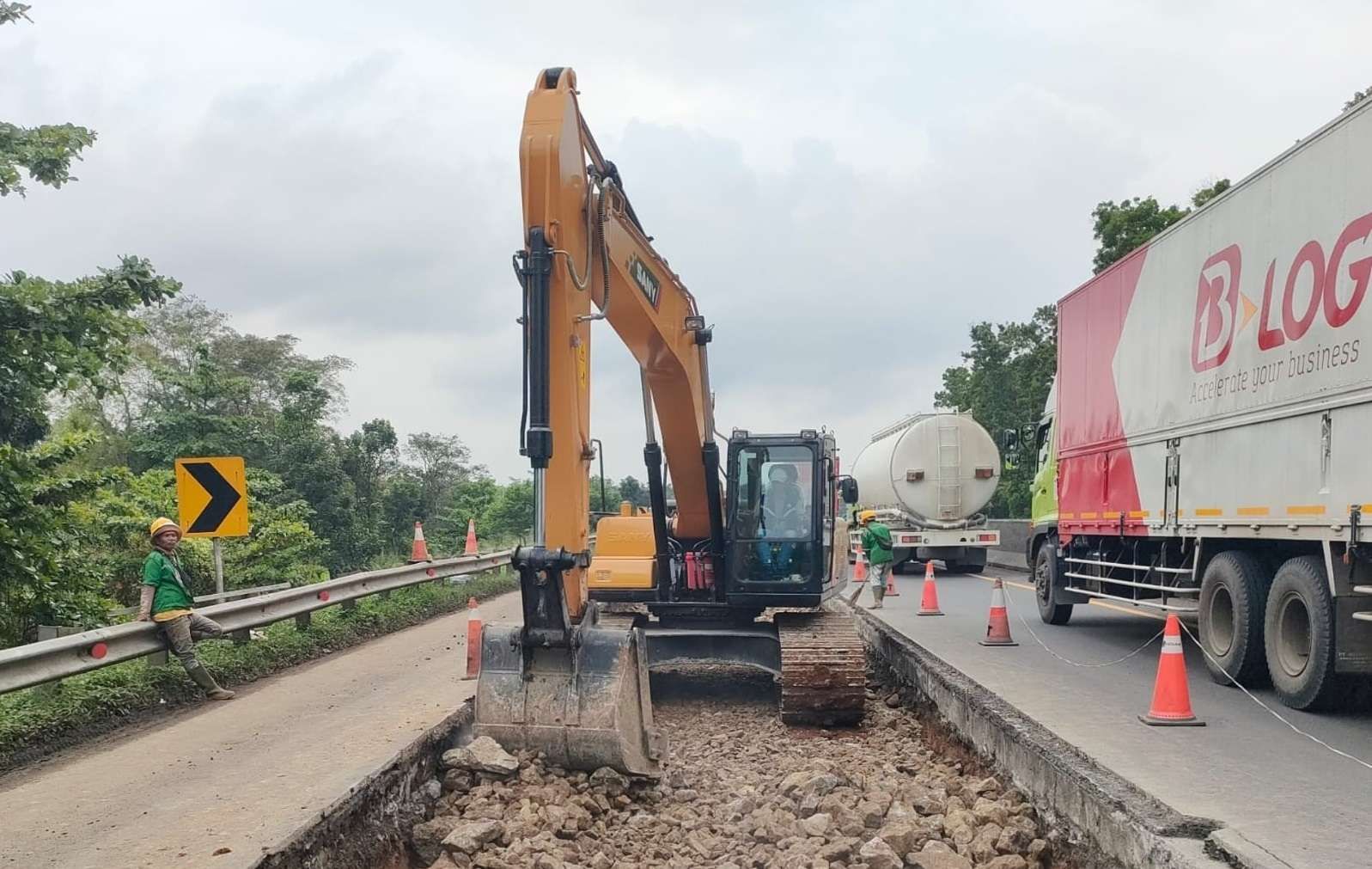 Jasa Marga Lakukan Pemeliharaan Jalan di Tol Cipularang dan Padaleunyi