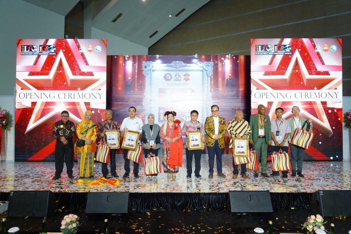 Dari Mesin hingga Fashion Show, ILF & IGT Expo 2025 Hadirkan Inspirasi Industri Kulit dan Alas Kaki