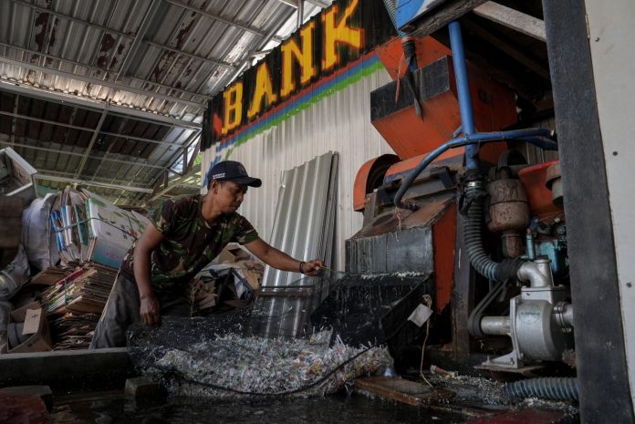 Bantu Atasi Masalah Lingkungan dan Ekonomi Masyarakat, Begini Cara Kilang Pertamina