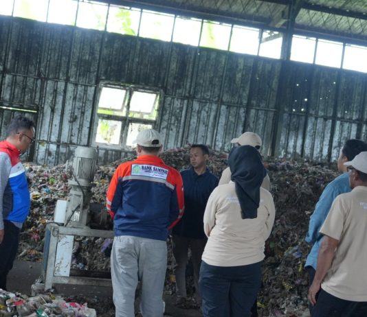 Bank Sampah Abhipraya Binaan Kilang Cilacap Lakukan Studi Tiru di TPST Rawalo