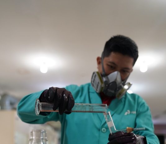 Laboratorium Kilang Pertamina Plaju Penuhi Standar ISO 17025:2017 Dari Komite Akreditasi Nasional
