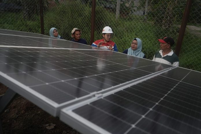 Kontribusi Kilang Pertamina Plaju, Ajak Masyarakat Melek Energi Bersih Lewat Program TJSL