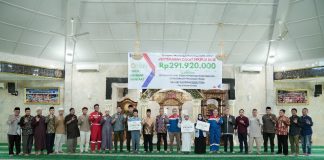 Bazma Kilang Pertamina Plaju Wujudkan Kepedulian Sosial, Salurkan Rp291 Juta Zakat Pekerja untuk Beasiswa 369 Pelajar