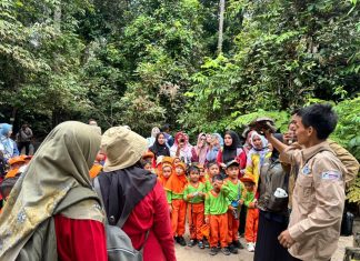 Tumbuhkan Cinta Lingkungan Sejak Dini, Kilang Pertamina Dumai Ajak Anak-anak TK Alfaduta Menjelajahi Patra Seroja Eco-Edupark