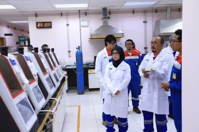 Jaga Kualitas Produk, Laboratorium Kilang Cilacap Ikuti Surveilans Akreditasi Jaminan Mutu Pengujian