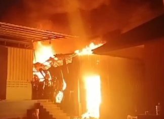 Korsleting Listrik Picu Kebakaran Besar di Gudang Ekspedisi PT Cuculemon Cakung, Puluhan Karyawan Selamat