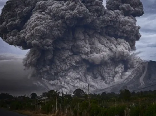 Erupsi Gunung Semeru