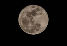 Supermoon Paling Terang Tahun Ini Hiasi Langit Indonesia Besok