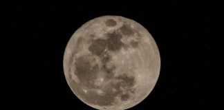 Supermoon Paling Terang Tahun Ini Hiasi Langit Indonesia Besok