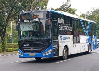 Pegawai Swasta Bergaji di Bawah Rp 6,2 Juta Kini Bisa Nikmati LRT, MRT, dan Transjakarta Gratis Selama Enam Bulan Pegawai Swasta Bergaji di Bawah Rp 6,2 Juta Kini Bisa Nikmati LRT, MRT, dan Transjakarta Gratis Selama Enam Bulan