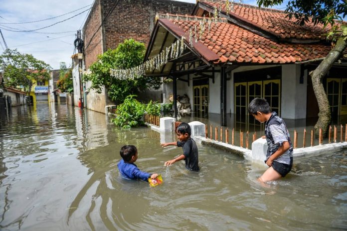 Banjir dan Longsor Landa 14 Kecamatan di Kabupaten Bandung, Ribuan Rumah Terdampak