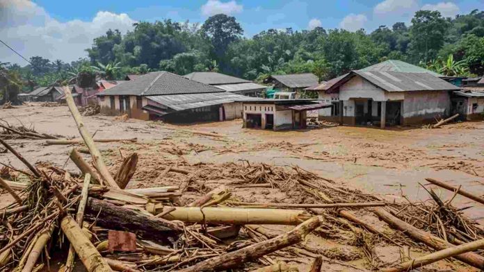 Banjir-Sumatera-2025 Empat Perusahaan Disegel Terkait Dugaan Penyebab Banjir di Sumatera