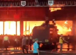 Gudang PT Dua Kelinci di Pati Ludes Terbakar, Bangunan Roboh Dihajar Kobaran Api